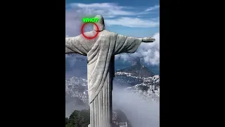 Camavinga Vinicius At The Statue 