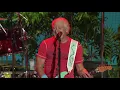 Jimmy Buffett and Paul Alexander Nolan Perform "Volcano"