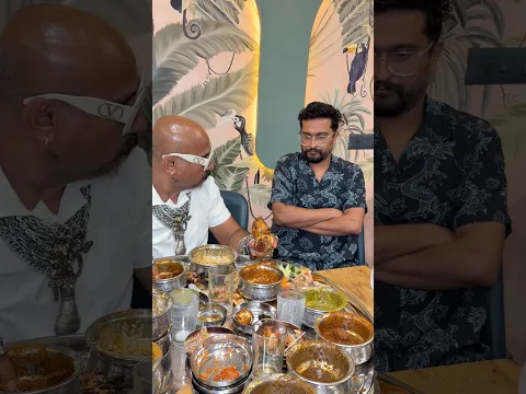 ये क्या हो गया भाई को….😍❤️🍗 #chickenlegpiece #foodchallenge #indianfood #food #foodie #shorts