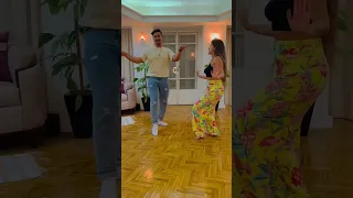 ورا الكواليس  ورا الكواليس