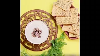 حمص بالجبنة والزيتون 