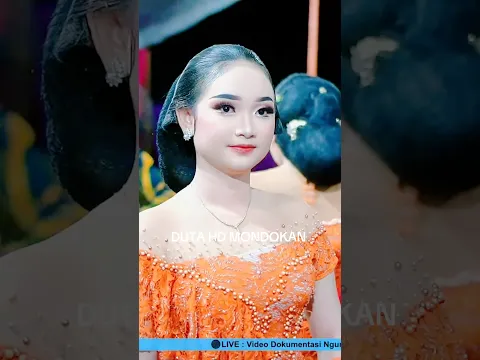 Gak Mau Senyum