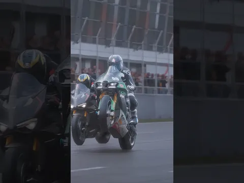 Kawasaki Ninja ZX10R Race tuned superbike experiencing dlss 5 neural rendering in Ride 6 #shorts