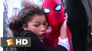 Spider-Man Far From Home 2019 - Don t Text and Swing Scene Movieclips