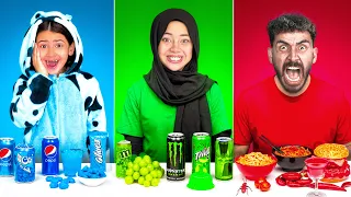 تحدي أكل يوم كامل بنفس لون ملابسنا جبنا العيد 