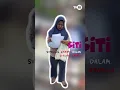 Download Lagu Een groep vrienden in een eenvoudig koffiehuis