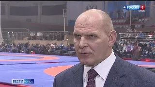 В Омске продолжится первенство России по греко-римской борьбе