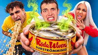 PROBAMOS LA COMIDA MÁS APESTOSA DEL MUNDO !!