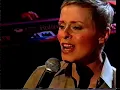 Lagu Lisa Stansfield - Someday (live on Parkinson in 2003)