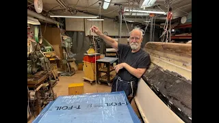 Risky healing upside down bottomheavy boat to 90°. 3 good knots to use. Here is the chosen one