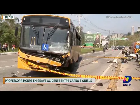 Professora morre em grave acidente entre carro e ônibus, em Itajaí