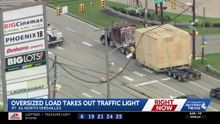 Oversized load takes out traffic light on Route 30 in Western Pennsylvania