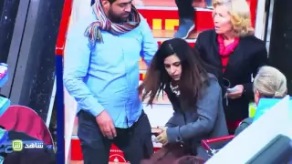 فتاه لبنانيه تنهال بالضرب على رجل من اجل زوجته 