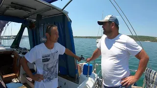 Обзор яхты кастом класса.