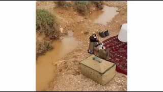 دنيا تفيض ايامها وشهورها دندنها