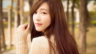 wo ai ni ni que ai zhuo ta