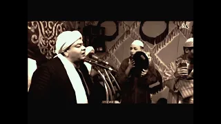 شيخ الغرام محمد الدح يا آل بيت النبى لكم مددت يدى 