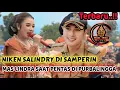 NIKEN SALINDRY IN SAMPERIN MAS LINDRA REALLY DURING A PERFORMANCE IN PURBALINGGA