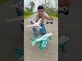 Download Lagu Remote control airplane vs big th airplane Unboxing
