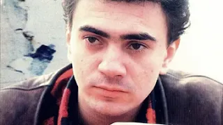 Ты одна стоишь у клёна Петлюра 