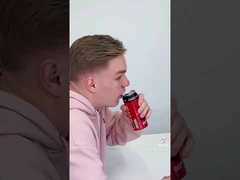 TYPOWE JEDZENIE PODCZAS LEKCJI! 😂 (znasz to?)