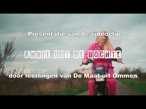  'Annie uut de bochte' door leerlingen van de Maat