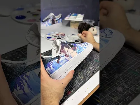 Pintando SNEAKERS de ​⁠GENSHIN IMPACT para mi HERMANA (Pero cometí un error🤡) #genshinimpact
