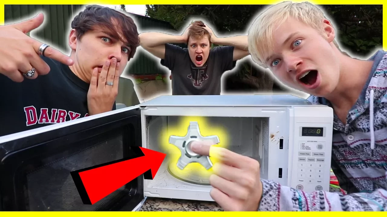 FIDGET SPINNER VS. MICROWAVE | Will It Explode Game?!