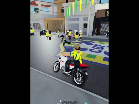 MENDIGO vs POBRE vs RICO CHEGANDO DE MOTO NO JOGO DA COPA😎👍 #colltzada #rp #roblox