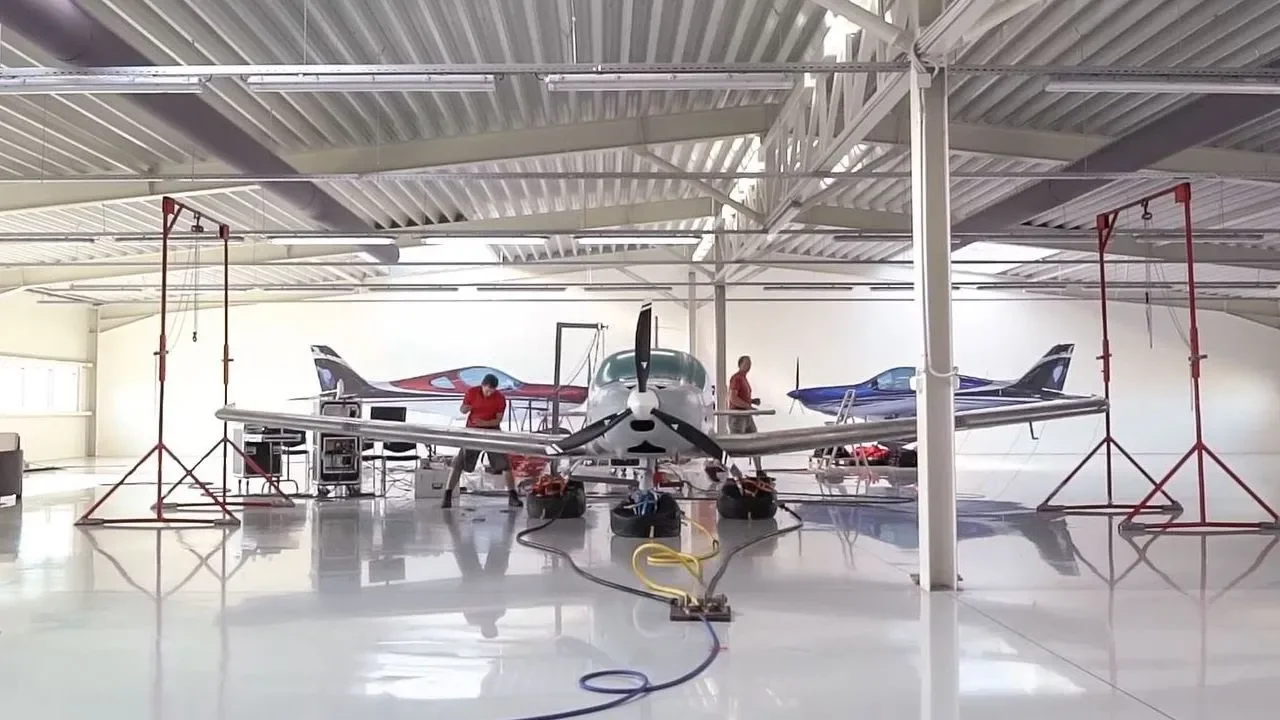NEW BRISTELL VLA 750 kg aircraft and the Ground Vibration Test 2018