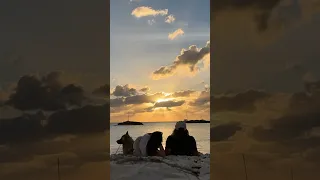 Doesn’t get much better than this #sunset #bahamas #travelcouple