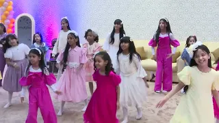 استعراض نشيد الف اهلا وسهلا مع نجمة التميز الجديدة  استعراض نشيد الف اهلا وسهلا مع نجمة التميز الجديدة