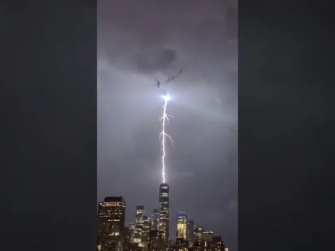 Heavy lightning strike ⚡
