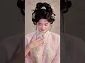 성형외과 남의사가 시공간을 넘어 버림받은 후궁비의 몸에 빙의했다!미남 폭군을 지켜야 현대로 돌아갈 수 있으며, 현대 지식으로 권모를 뒤집는다!