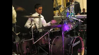 משיח אביבי מחרוזת דעסא בליווי המתופף מאיר דנוך הי ו 2012 