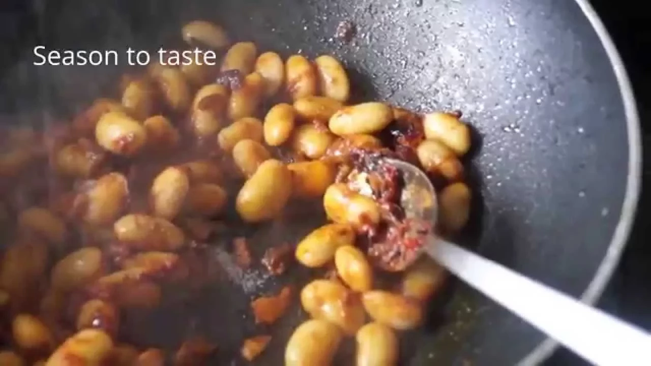 How to Make Harissa Butter Bean Spread