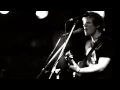 Download Lagu Ed Sheeran - Kiss Me (Bakehouse Session)