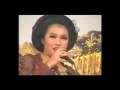 Download Lagu YOSI DIAN PRATIWI sinden cetar tulungagung {NYIRORO KIDUL}
