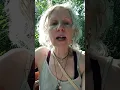 Download Lagu De gevolgen van activisme (en overheidsstalking) voor je privé-leven. Overdenking in Engelse tuin🕊️🌿
