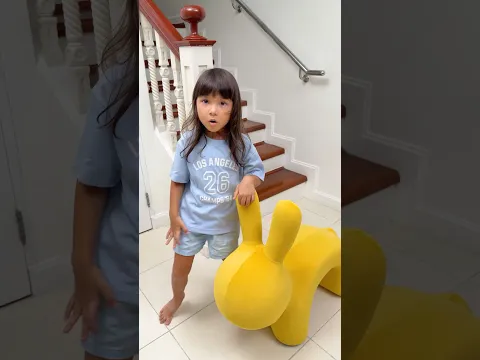 Maya saved Molly from danger - Kids safety rules
