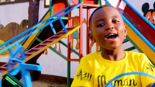 izere louange ora maman papa official video 0782897385 watts app 0728030180