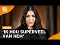 Download Lagu Yolanthe Cabau over zoontje Xess Xava en speciale band met Wesley Sneijder | RTL Boulevard