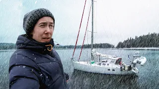 Surviving a Snow Storm at Anchor. (Sailing Alaska)
