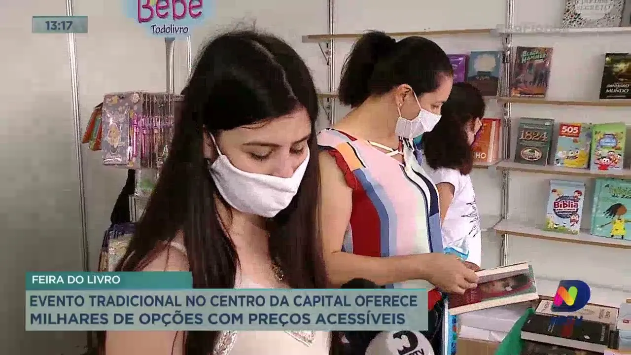 Feira do Livro: evento tradicional no Centro de Florianópolis oferece milhares de opções