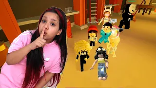 شفا لعبت الغميضة مع المتابعين روبلكس Hide And Seek In Roblox  شفا لعبت الغميضة مع المتابعين روبلكس Hide And Seek In Roblox