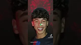 جمال الجزائريين شابة وردة قلبي خصه مولاه 