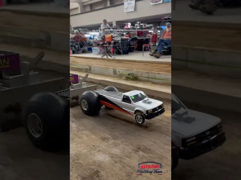 Watch them tires grow! 😱 #remotecontrol #truckpulling