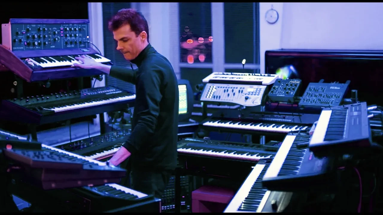 Oxygene Part.4 - Jean-Michel Jarre by Trilha Oxygene Part.4 - Jean-Michel Jarre by Trilha