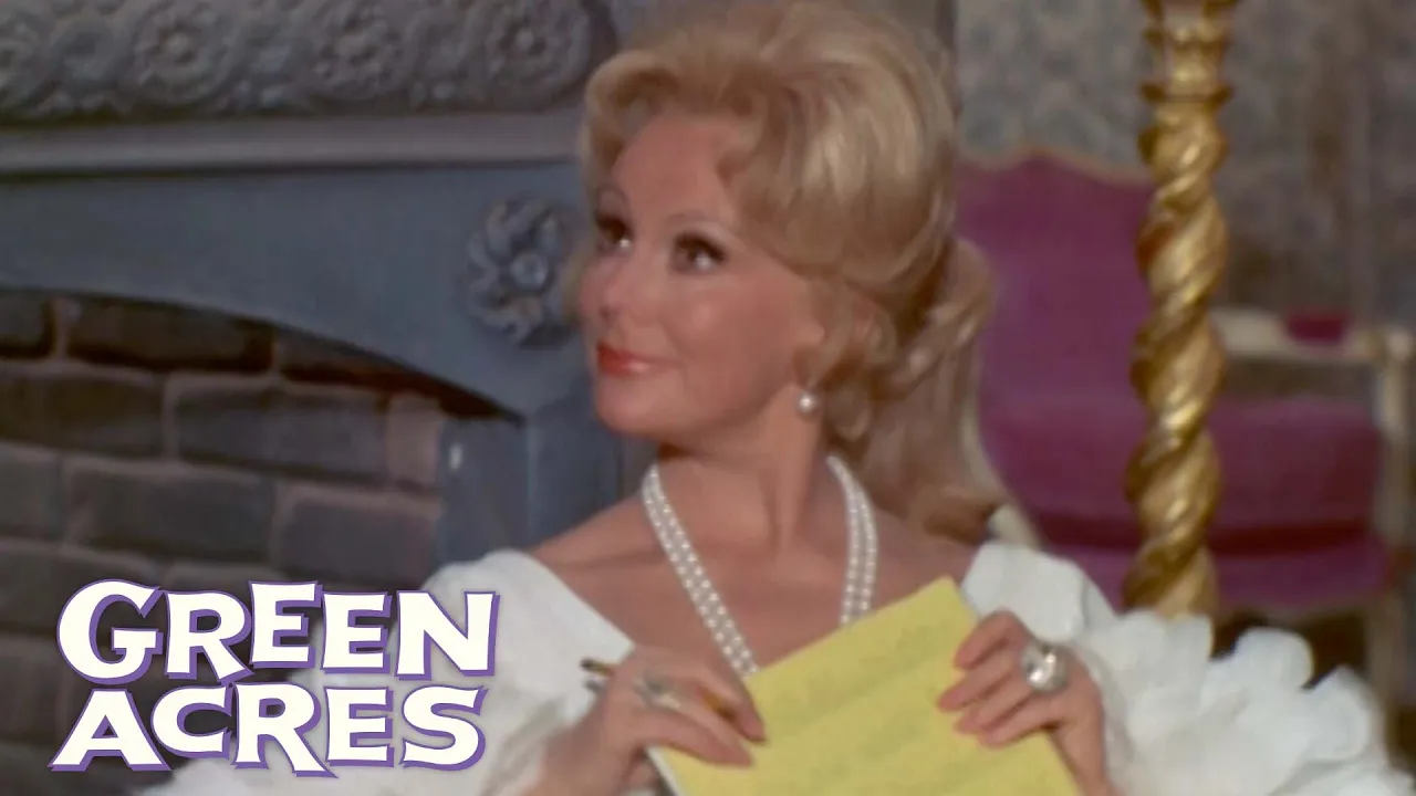 Lisa Becomes A Psychologist | Green Acres