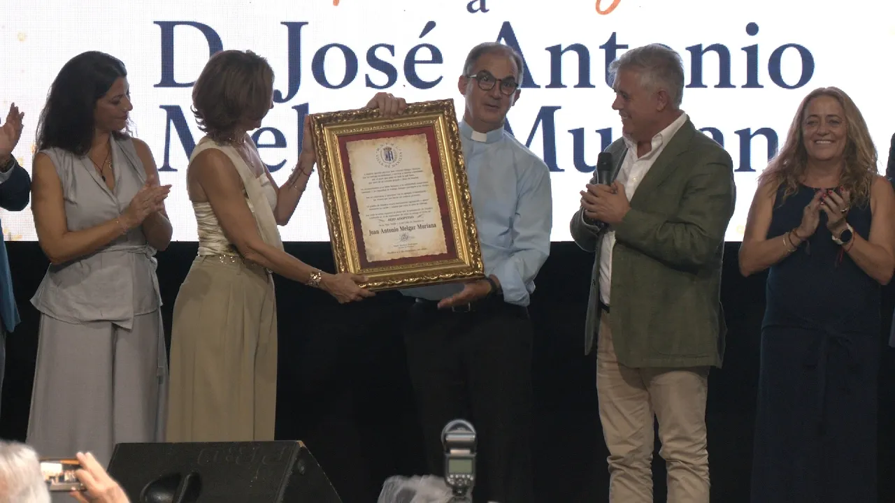 El municipio de Manilva homenajeaba al párroco D. José Antonio Melgar Muriana